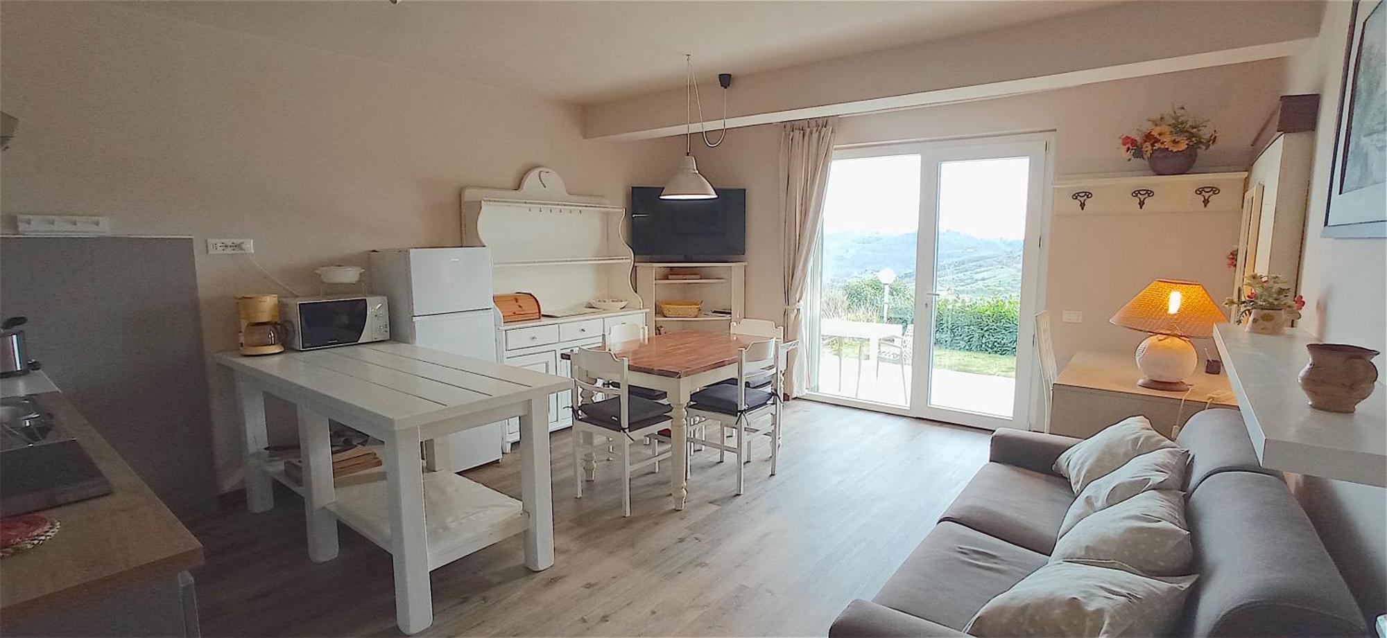 La Solaria Apartment Carmignano Luaran gambar